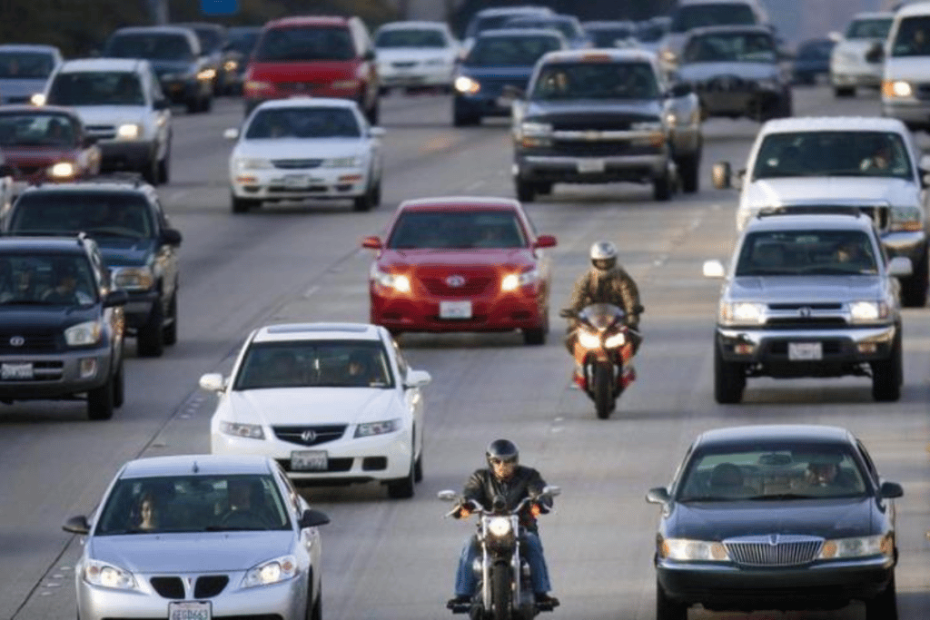 Motorcycle lane splitting