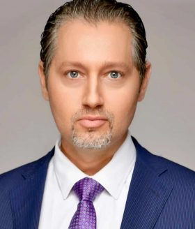 Attorney Sam Meirowitz at Sam n' Dan